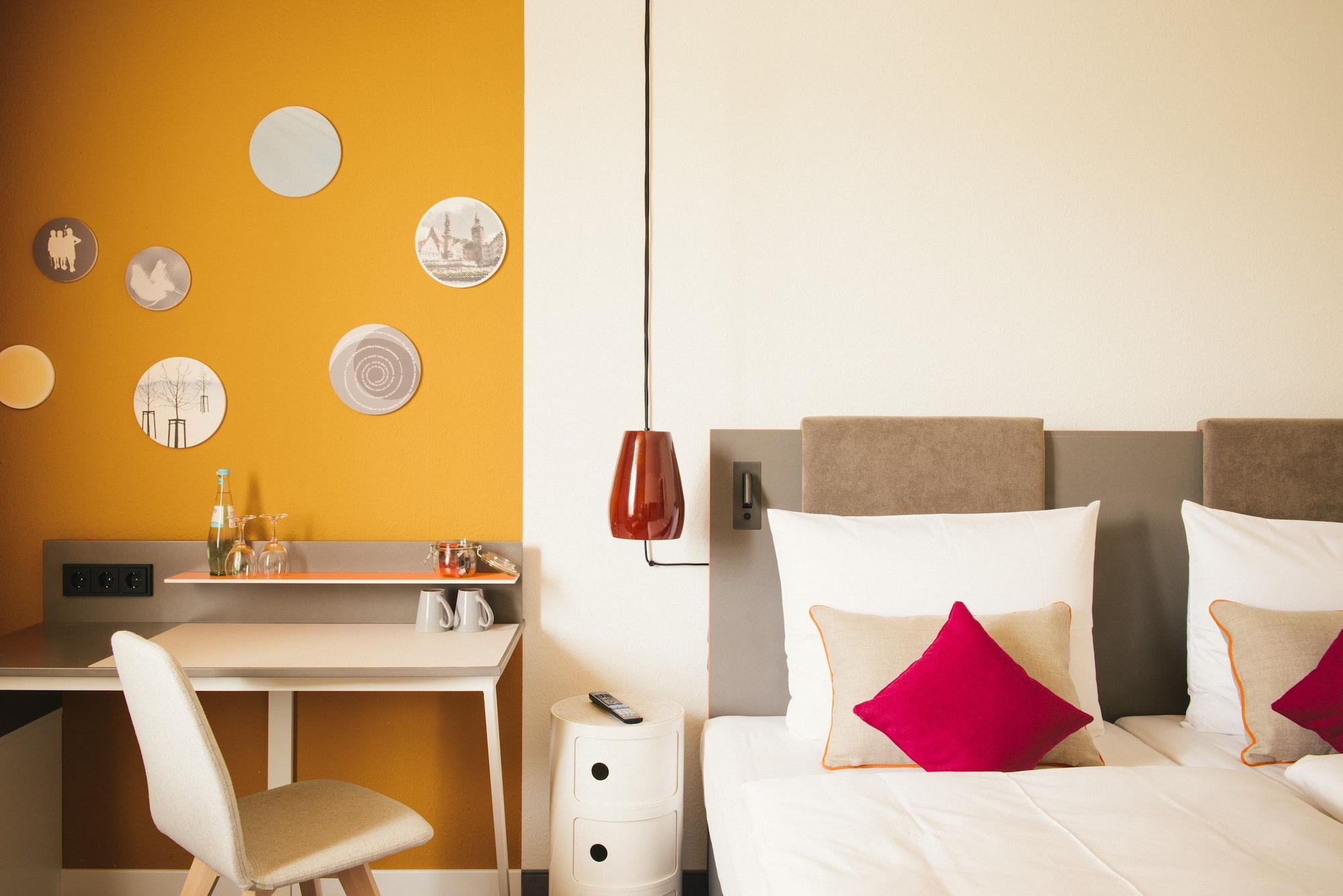 Vienna House Easy By Wyndham Guenzburg Otel Dış mekan fotoğraf