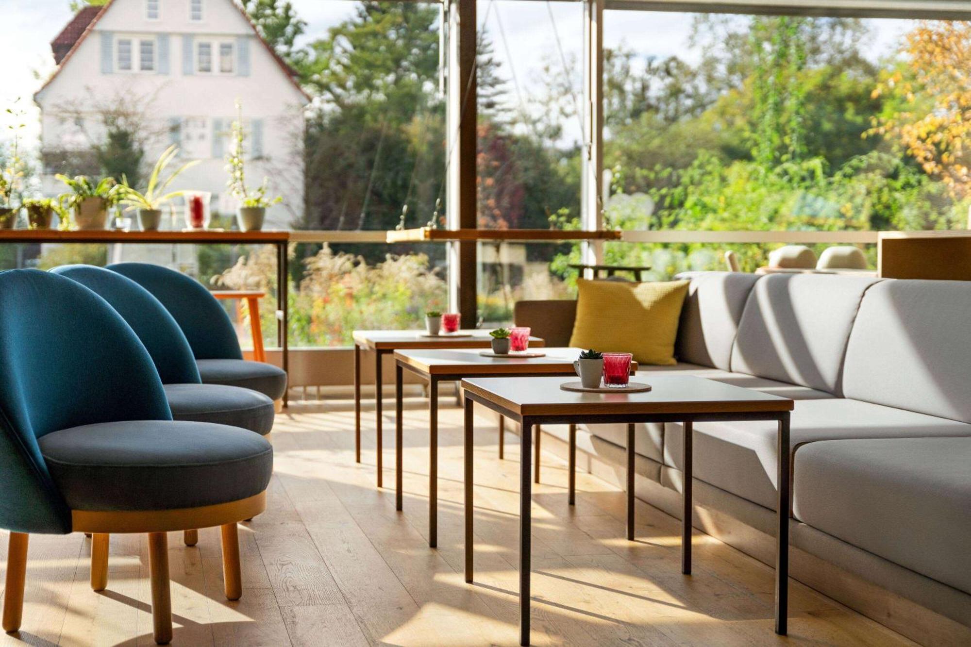 Vienna House Easy By Wyndham Guenzburg Otel Dış mekan fotoğraf