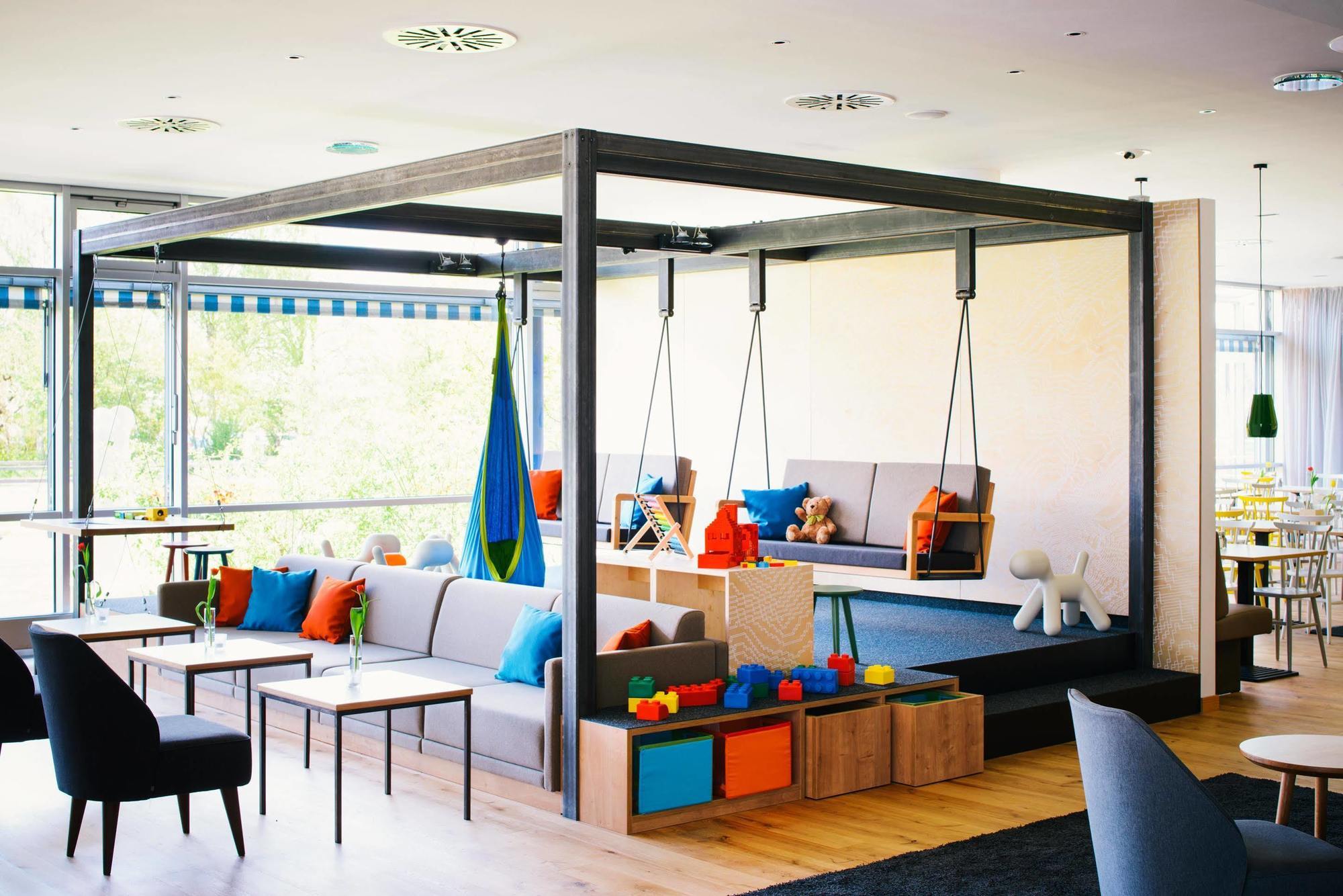 Vienna House Easy By Wyndham Guenzburg Otel Dış mekan fotoğraf